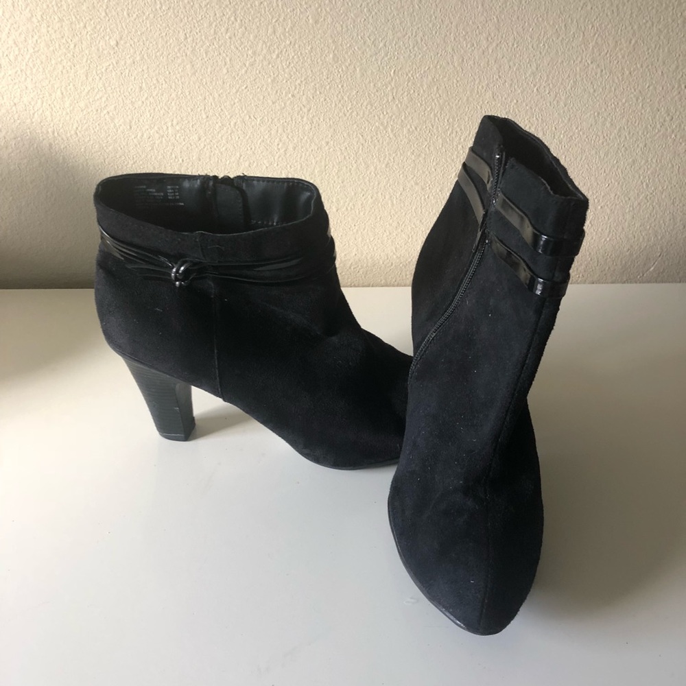 George Suede Ankle Heeled Boots Size 11